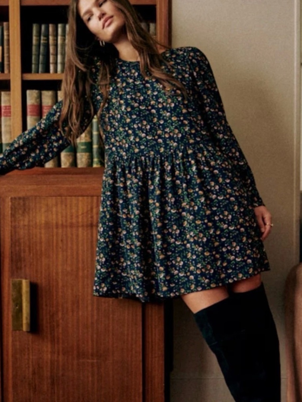 Sézane Andretta Dress Navy Ditsy Floral Gathered Mini Long Sleeve Size 10